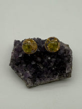 Load image into Gallery viewer, Peridot Clarity Earrings