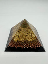 Load image into Gallery viewer, Wealthy World