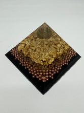 Load image into Gallery viewer, Wealthy World