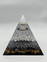 Load image into Gallery viewer, Love Planet