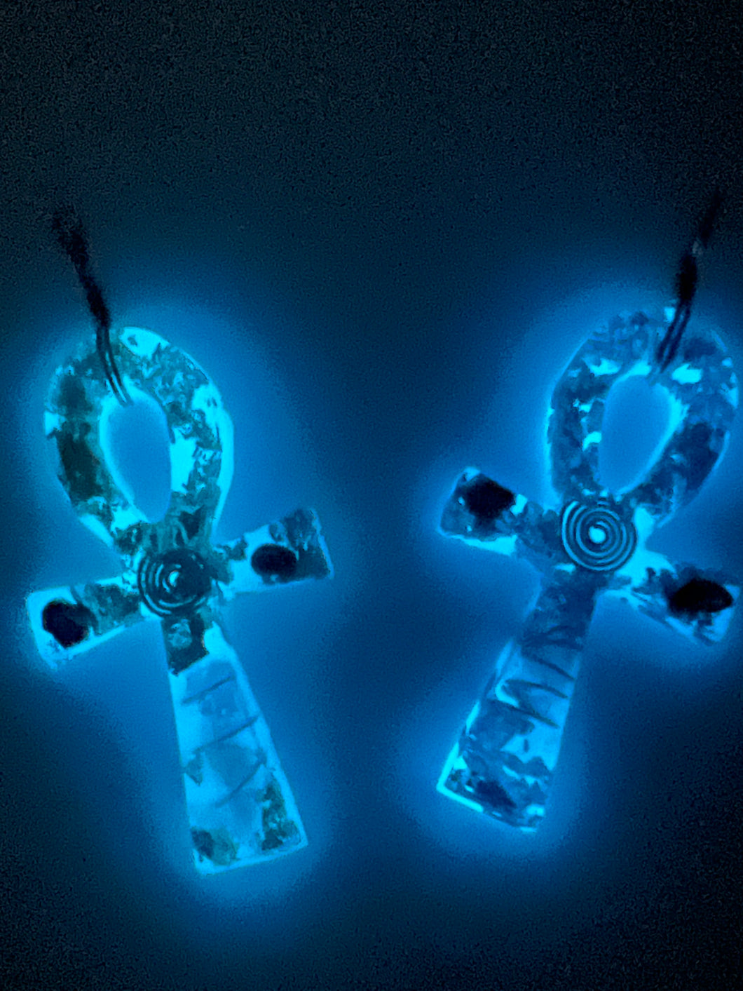 Divine Balance Glo Ankh